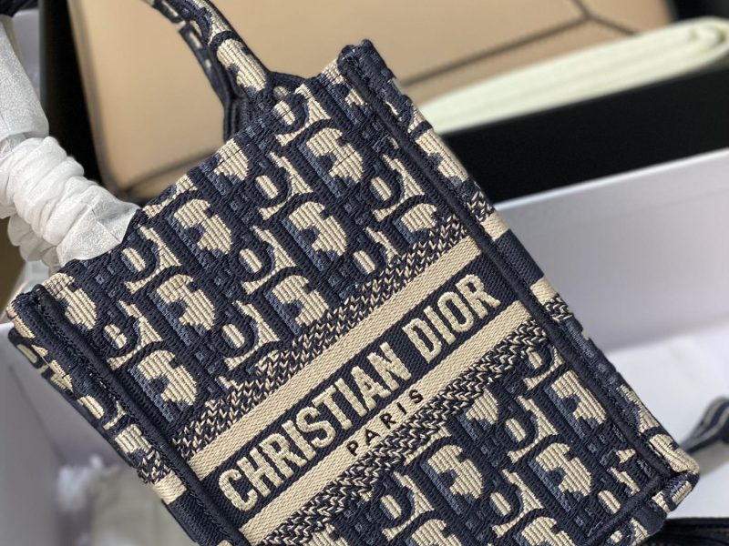 Mobile phone bag