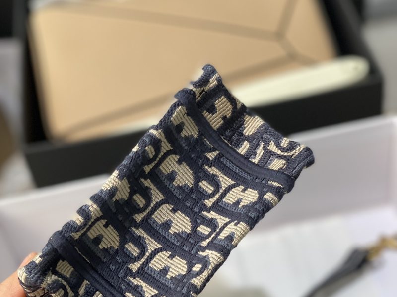 Mobile phone bag