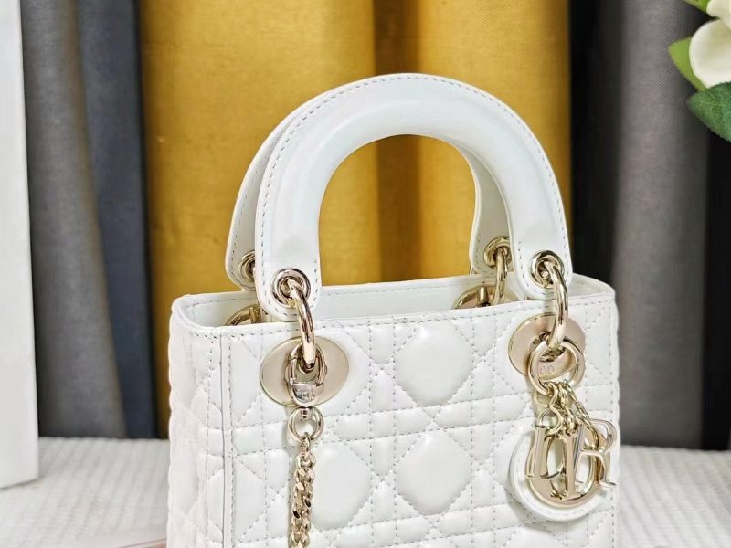 Princess Diana handbag-m0505