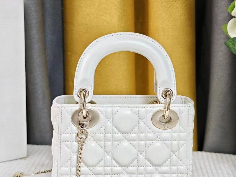 Princess Diana handbag-m0505