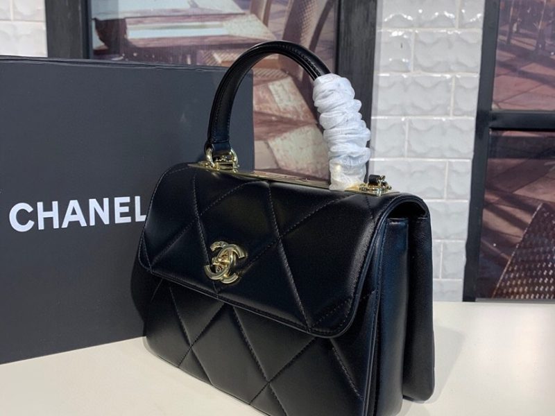 Top original single Chanel bag ️-17