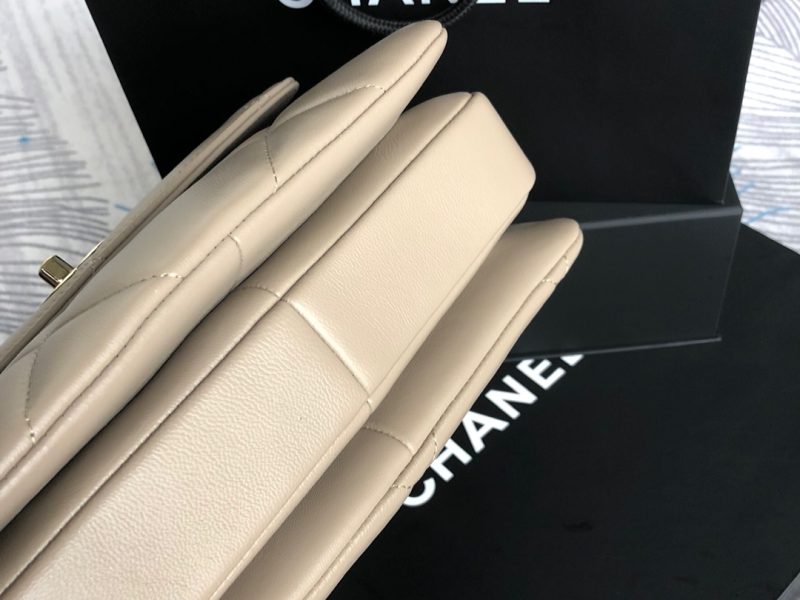 Top original single Chanel bag ️-16