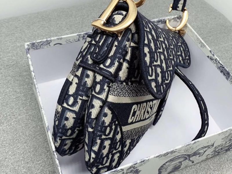 Old print saddle bag-3351