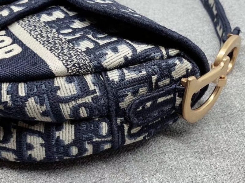 Old print saddle bag-3351