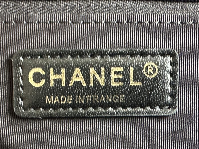 The hottest messenger bag of 2022-49