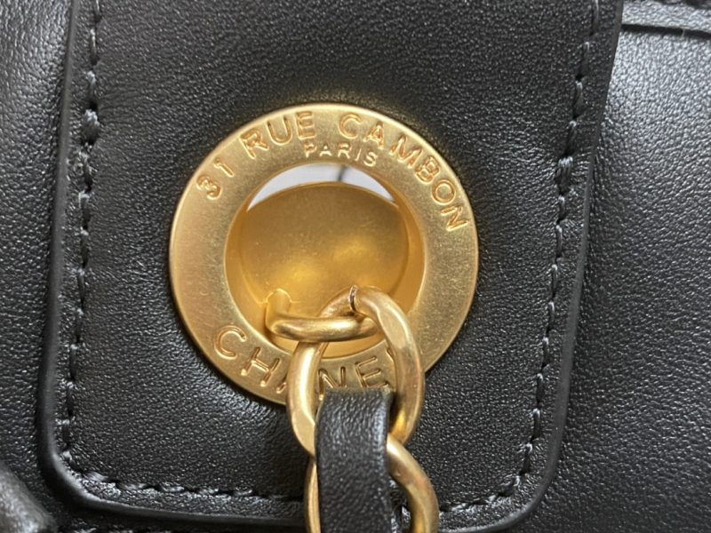 Calfskin shopping bag-69
