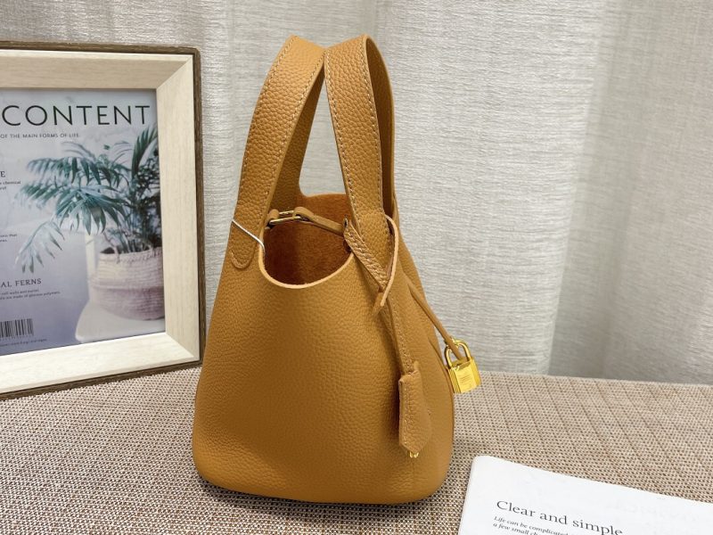 Hermès Shopping Basket Series-136