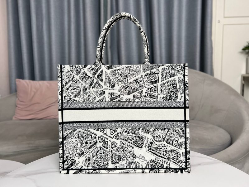 Patterned embroidered handbag-8001